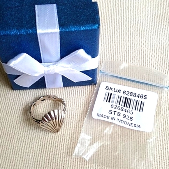 BALI LEGACY STERLING SILVER SCALLOP SHELL RING - Picture 8 of 8